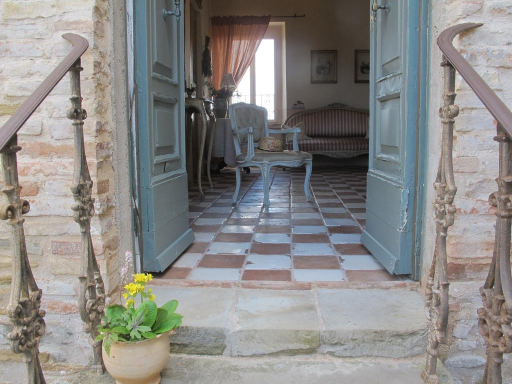 B&B La Locanda Di Cavoleto Piandimeleto Exterior foto
