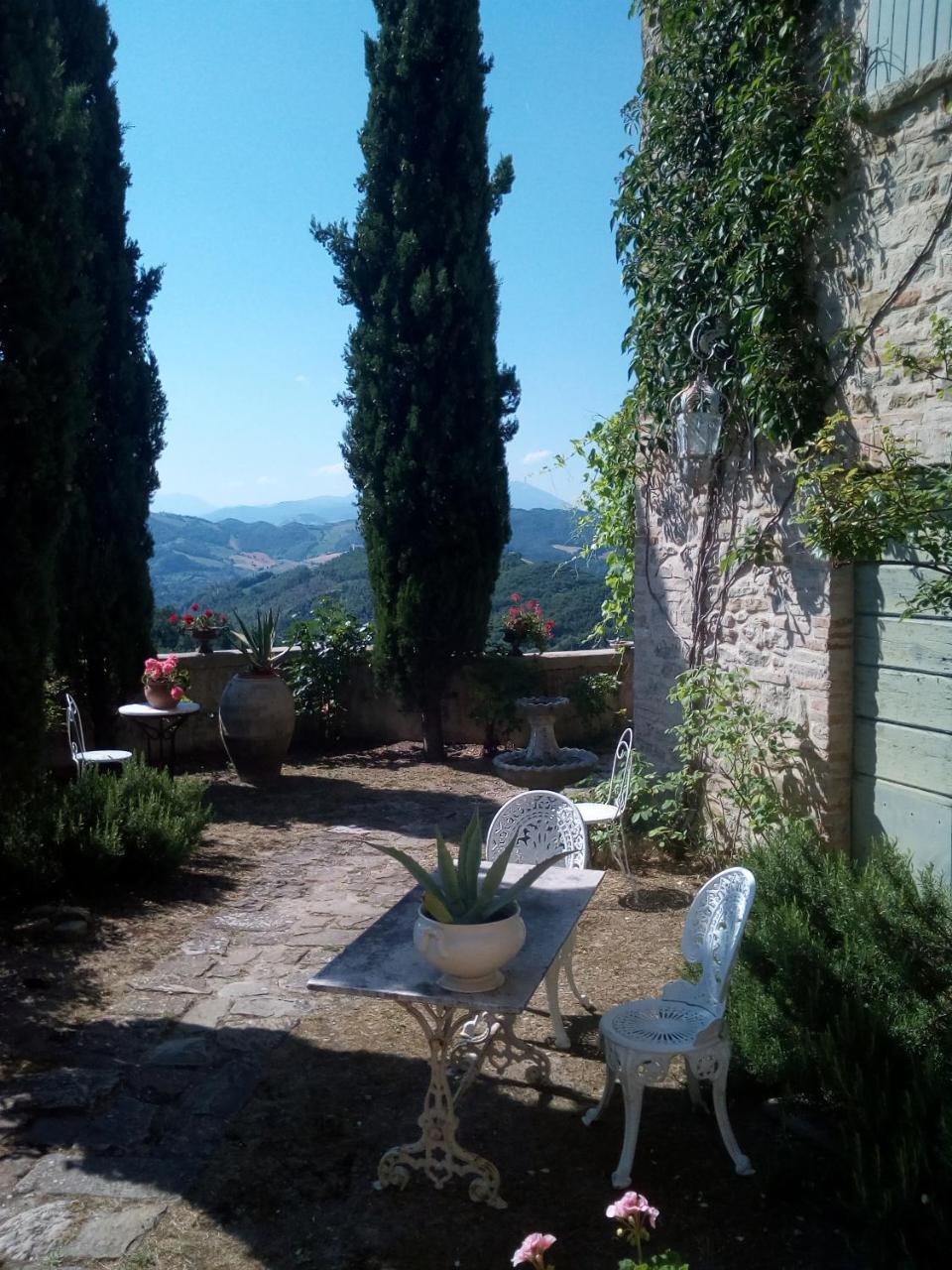 B&B La Locanda Di Cavoleto Piandimeleto Exterior foto